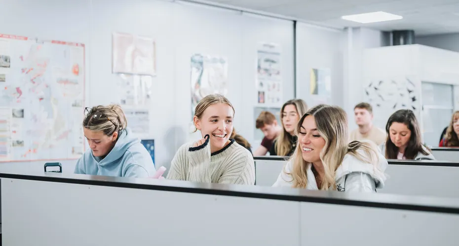 A group of University of Exeter PGCE students taking part in a science seminar.