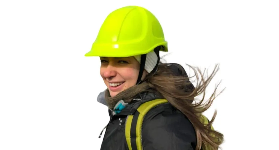 Head and shoulders photo of alessia paschodimas.